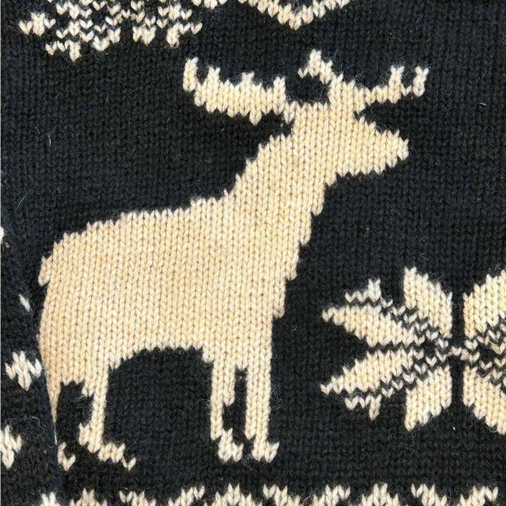 VTG Gap Nordic cabin-core Fair Isle heavy 100% wool reindeer sweater HONG KONG M - Picture 8 of 10